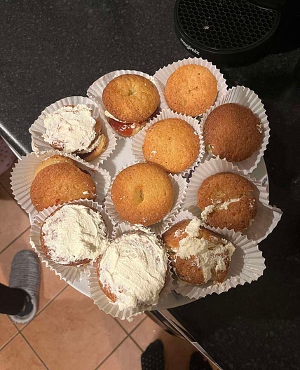 Victoria Sponge Cupcakes