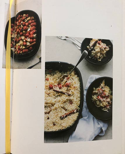 Baked rice with confit tomatoes and garlic