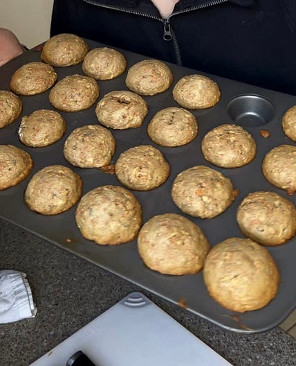 Apple lentil muffins