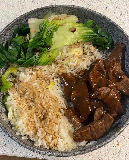 Teriyaki steak, rice and pak choi