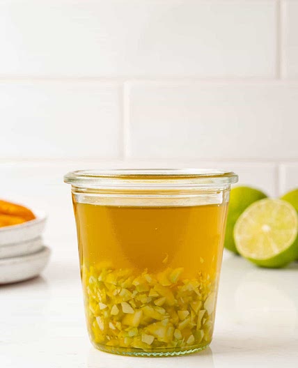 Mojo de Ajo (Garlic Sauce)