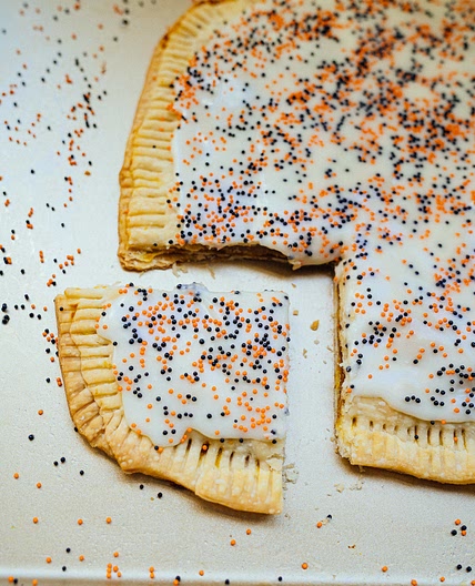 GIANT PUMPKIN PIE POP TART RECIPE