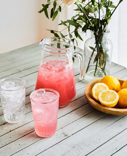 Limonade à la rhubarbe 