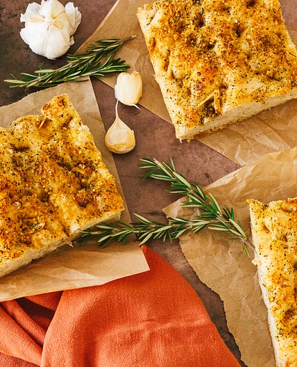 Italian Herb, Garlic, & Vegan Parmesan Focaccia Bread