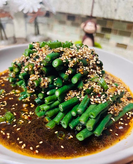 Long Green Bean with Chili Sauce  | 凉拌豆角