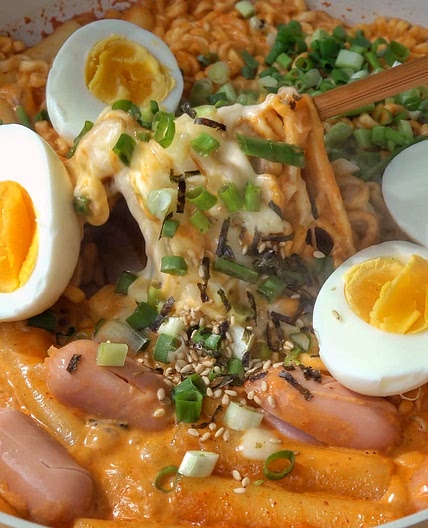 Cheesy buldak rabokki
