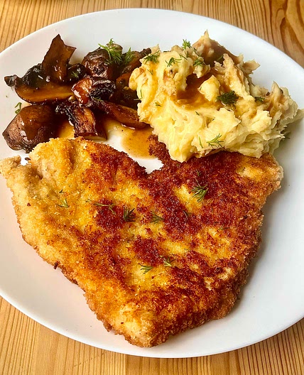 Crunchy Juicy Schnitzel 