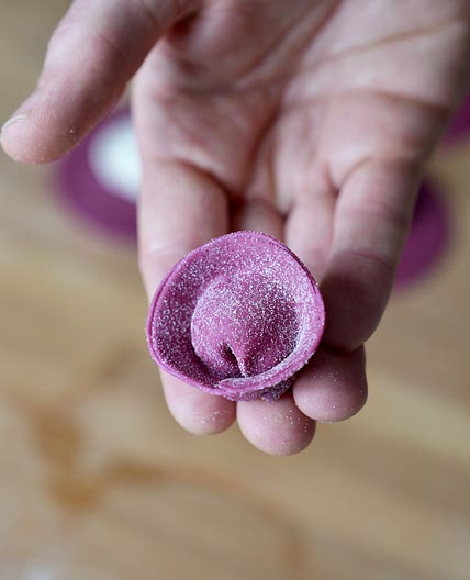 Bright purple pasta dough - Beetroots