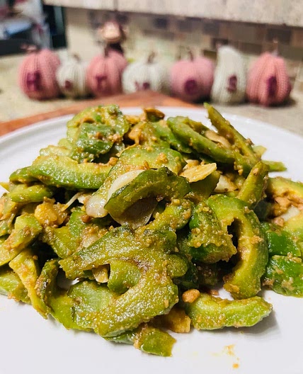 Salted Egg Yolk with Bitter Melon Stir Fry | 咸蛋黄炒苦瓜