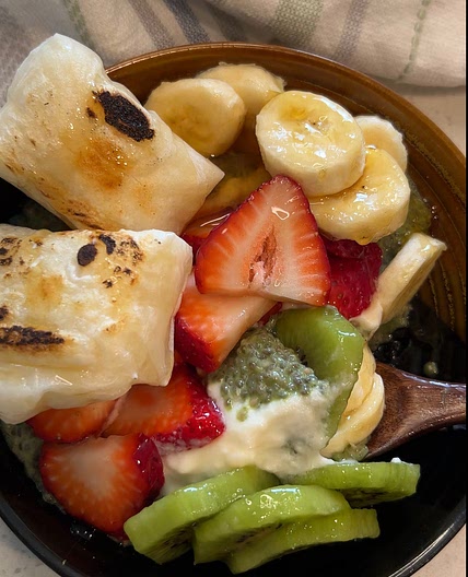 Matcha Chia Seed Pudding & Roasted Japanese Rice Cakes