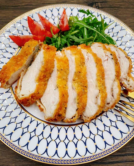 Moist and Tender Chicken Cutlets 
