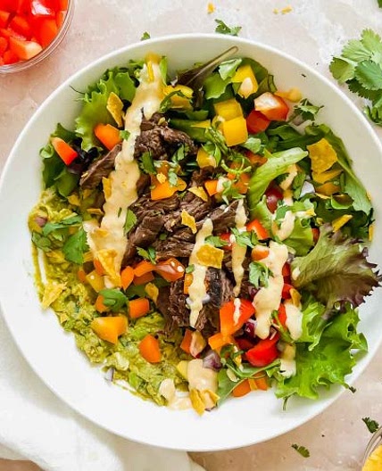 Guacamole Steak Salad
