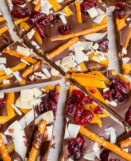 Chocolate Pretzel Bark
