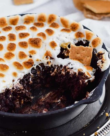 S'mores Brownie Skillet