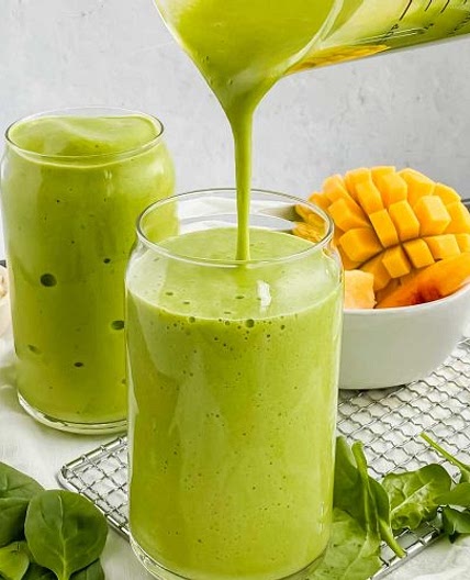 Mango Spinach Smoothie