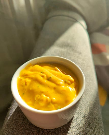 Yellow garlic Sauce