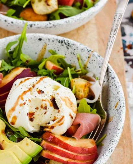 Peach Burrata Salad