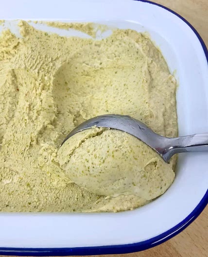 HOMEMADE ICE CREAM 
