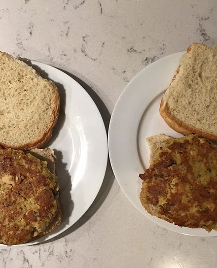 Salmon burger