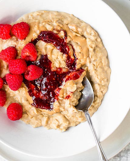 Peanut butter and jelly overnight oats 