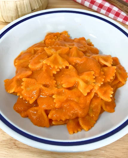 3 INGREDIENTS CREAMY PASTA