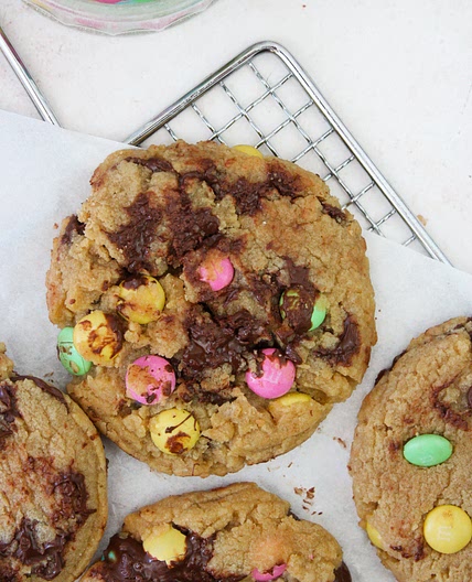 Easter Chocolate Chip Cookies