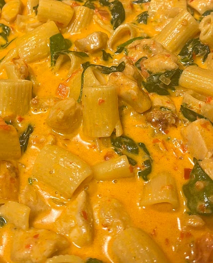 Creamy Harissa Chicken Pasta