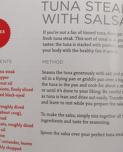 Tuna steak with salsa