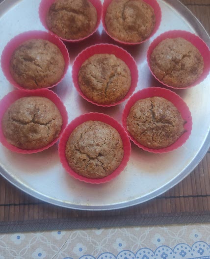 Banana and oats muffins