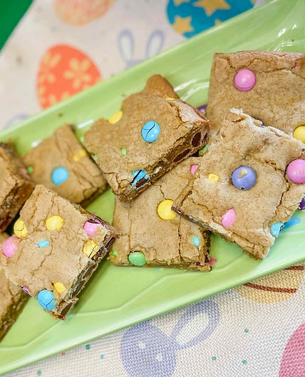 Easter cookie bars 