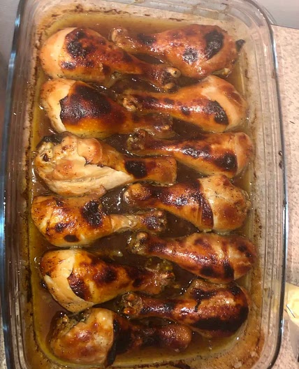 These Honey And Soy Chicken Drumsticks Are The Easiest, Yummiest Thing You’ll Make All Week