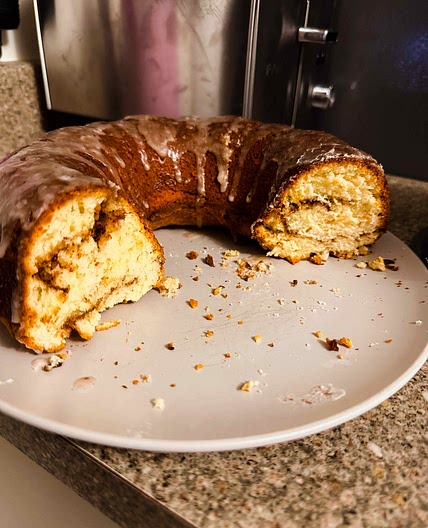 Yogurt Bundt cake