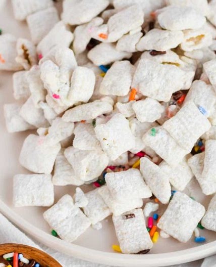 Funfetti Puppy Chow