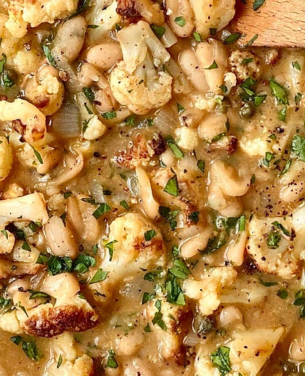 One-Pan Braised Cauliflower and White Bean Piccata