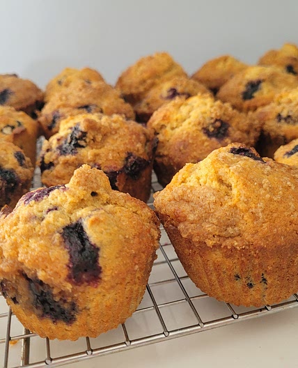 Blueberry Muffins with Streusel Topping