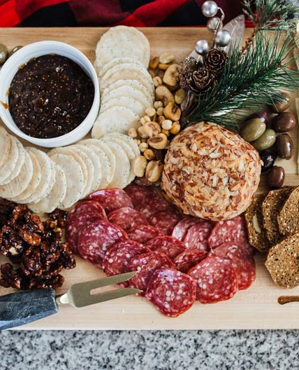 How to Throw Together A Last Minute Cheese Plate