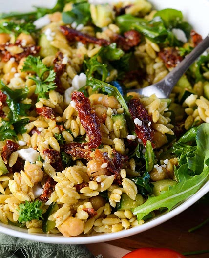 Pesto Orzo Salad with Sundried Tomatoes