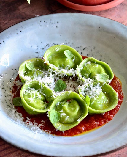 ITALIANO - Tortelli di ricotta, maggiorana e pomodoro
