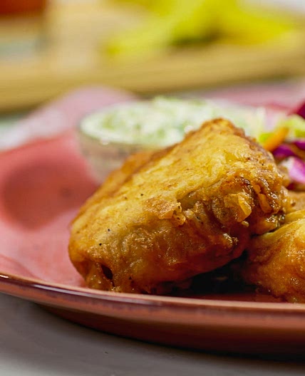 BEER-BATTERED FISH WITH TASTY TARTAR SAUCE