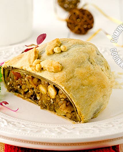 [Recipe + Video] Christmas Vegan Eggplant Roulade