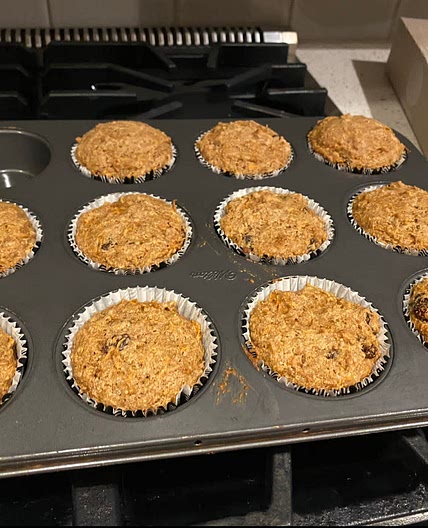 40 CALORIE CARROT CAKE MUFFINS