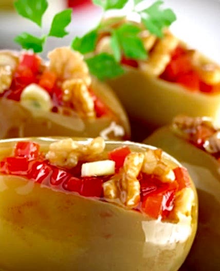 Lebanese﻿ Makdous Batinjen (Oil-Cured Eggplant)