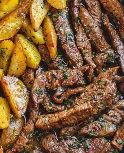 Garlic Butter Steak Recipe and Potatoes Skillet