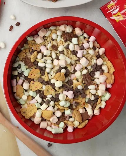 Gimme S'mores Trail Mix - SUN-MAID