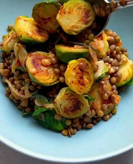 Cavoletti e lenticchie