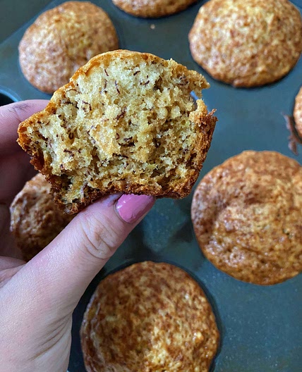 Banana bread muffins 