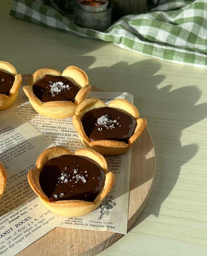 Salted caramel and chocolate mini tarts