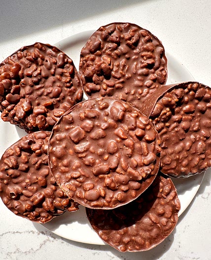 Chocolate Peanut Butter Crunch Cups