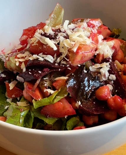 Beet & Chickpea Salad