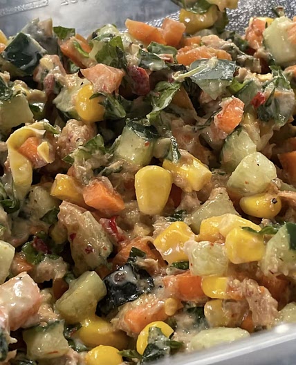 Sweet Chilli Tuna Salad - 141kcal
